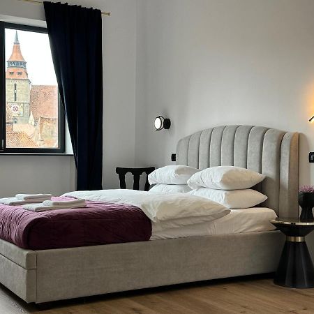 Peaceful Condo For Romantic Getaways Near Black Church - 3Min Walk براشوف المظهر الخارجي الصورة