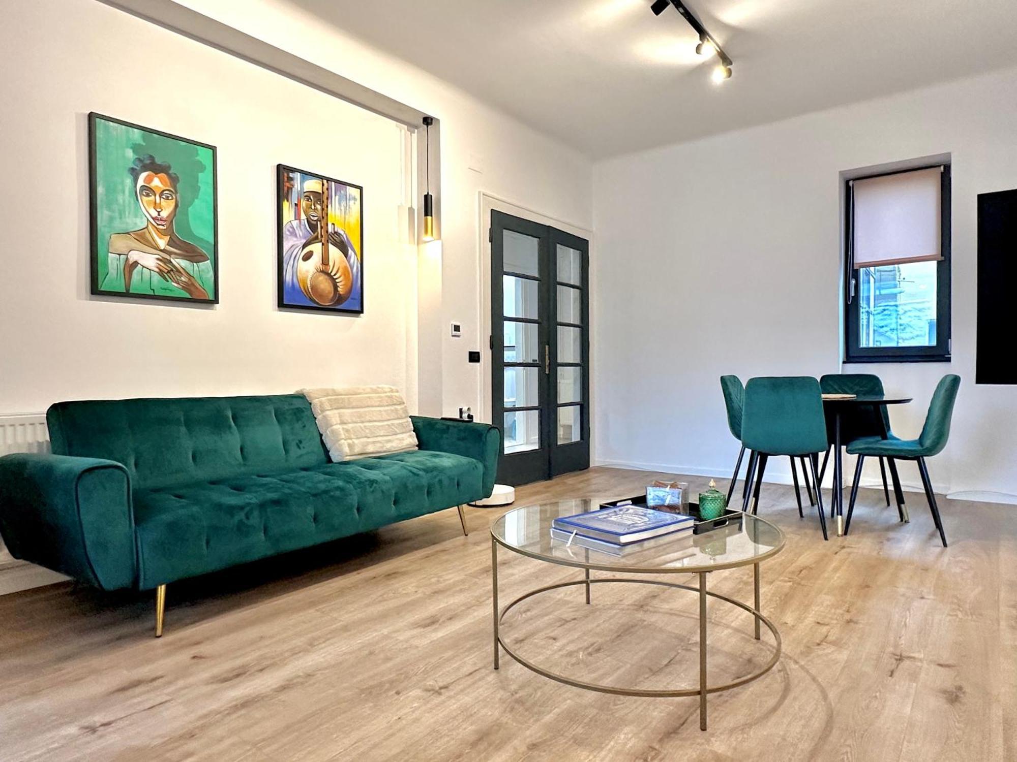Peaceful Condo For Romantic Getaways Near Black Church - 3Min Walk براشوف المظهر الخارجي الصورة